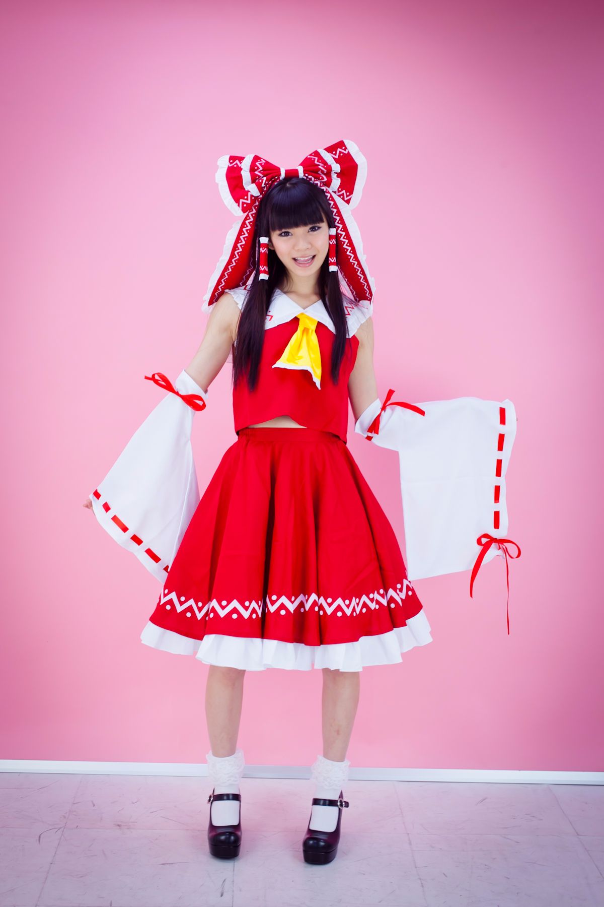 [Bảy búp bê] Touhou Pretty Book Tập 1 Reimu