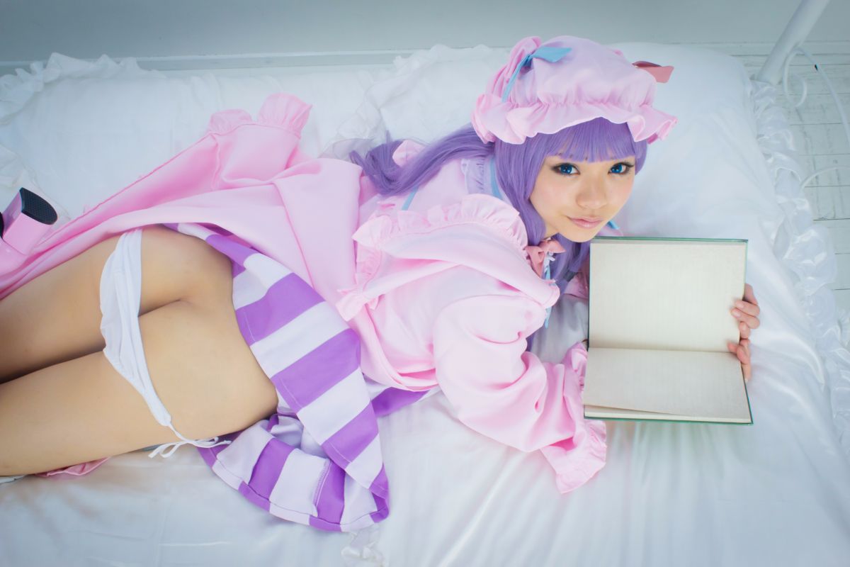 [Bảy búp bê] Touhou Pretty Book Tập 1 Reimu