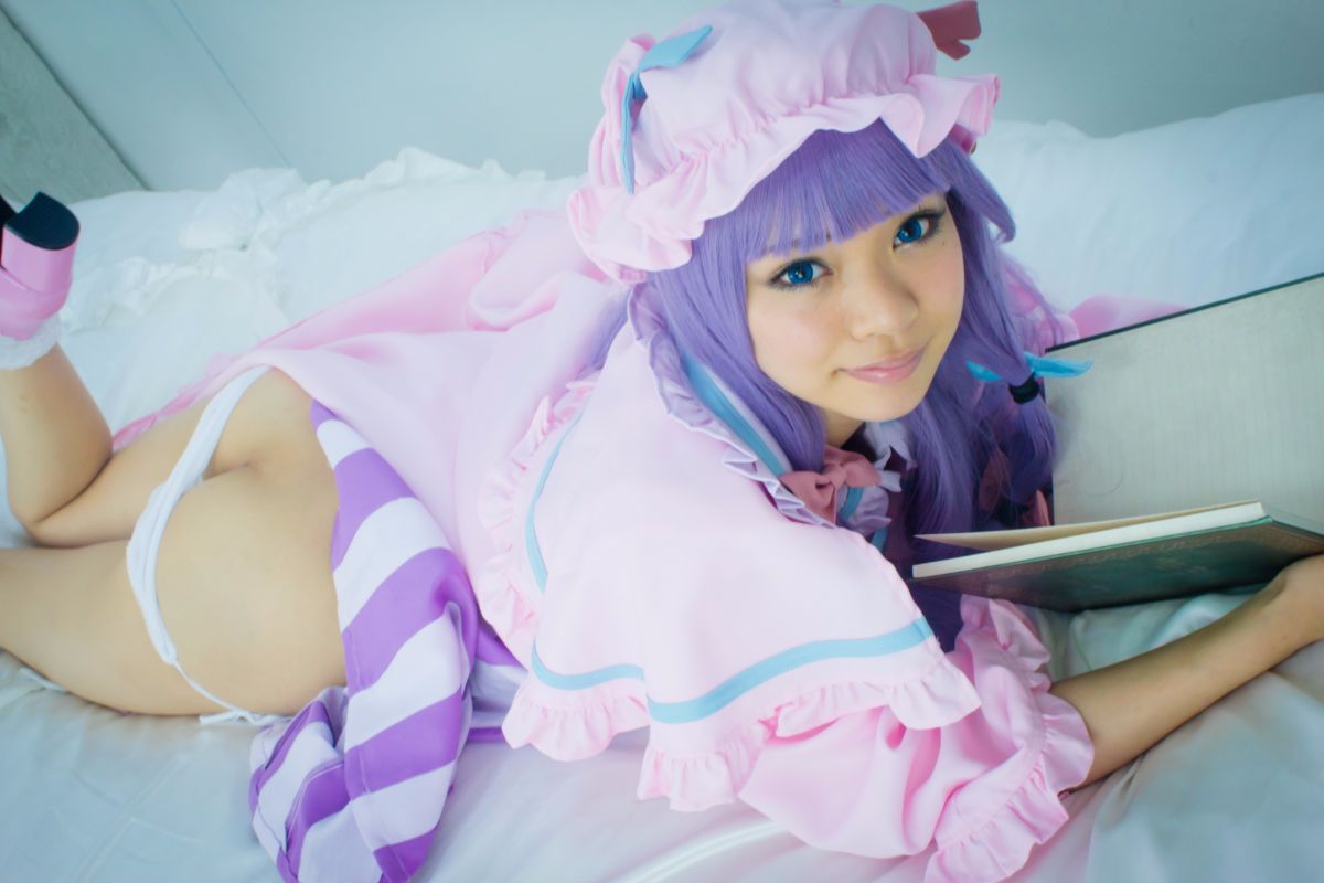 [Bảy búp bê] Touhou Pretty Book Tập 1 Reimu