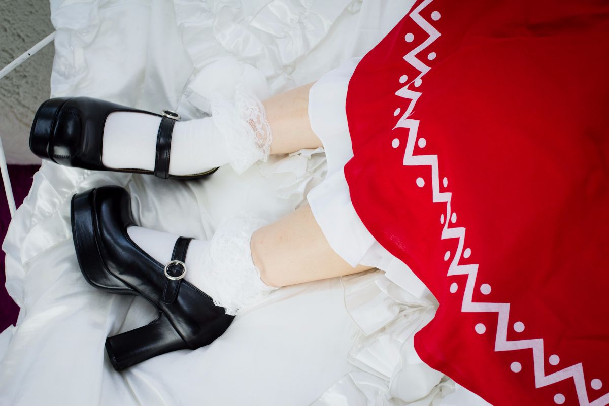 [Bảy búp bê] Touhou Pretty Book Tập 1 Reimu