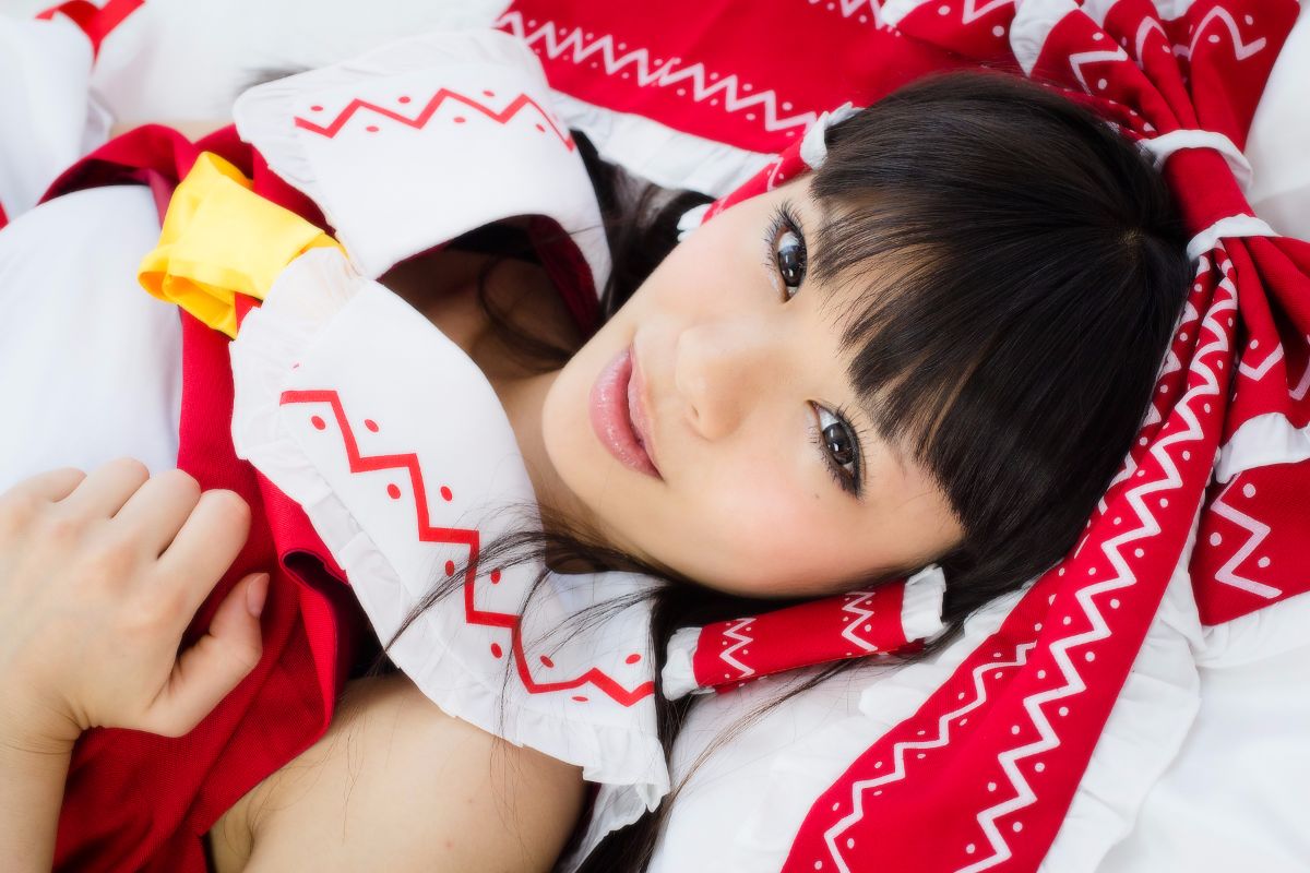 [Bảy búp bê] Touhou Pretty Book Tập 1 Reimu