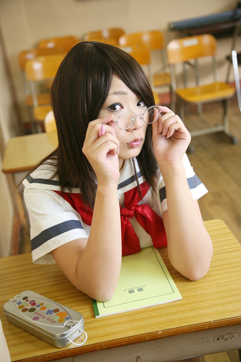 [Sôcôla thô] Các cô gái có kính