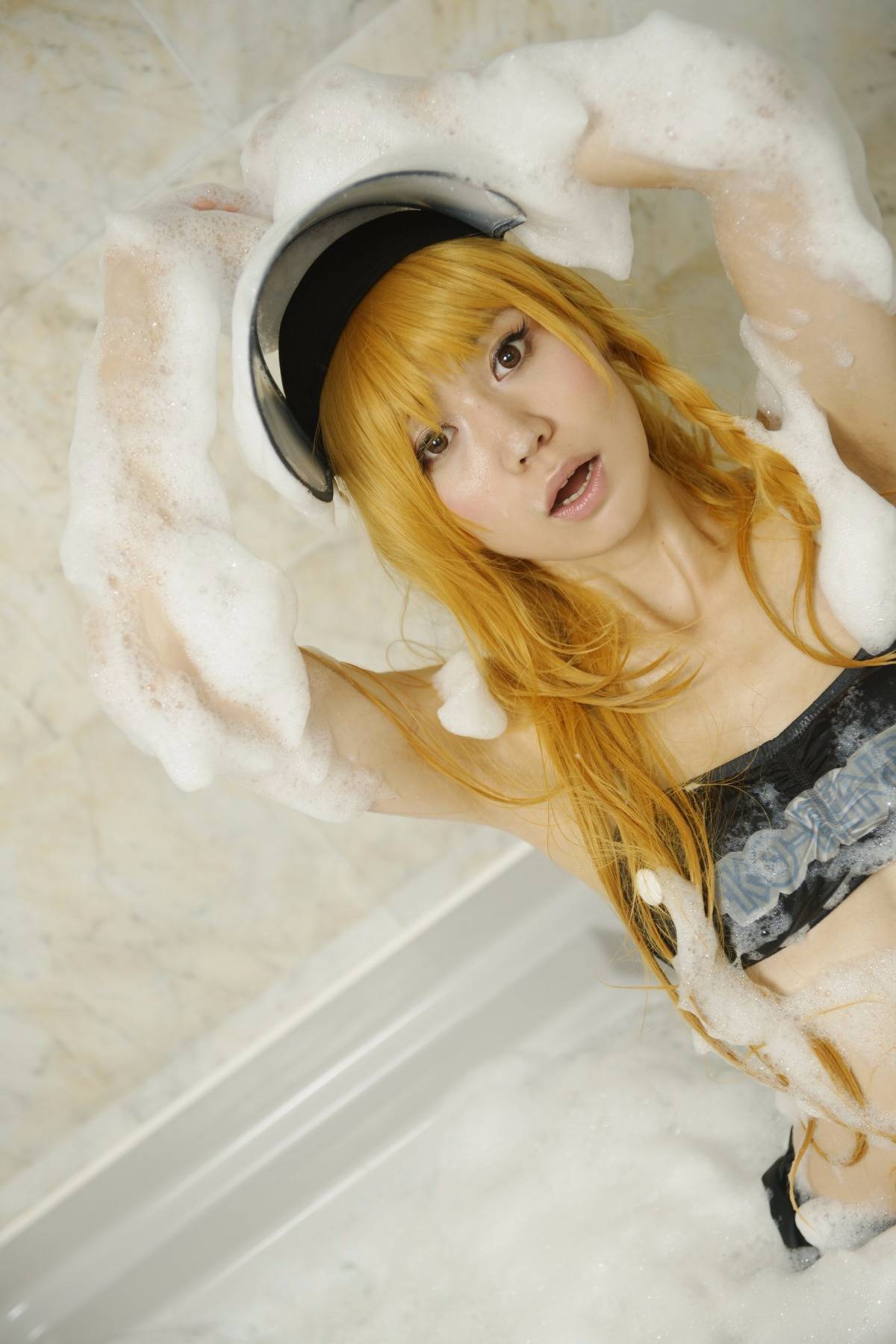 [Orange Maniac] Bản ghi bùng nổ phương Đông