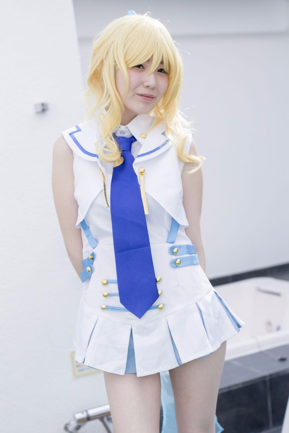 Quan hệ tình dục thô với một lớp thần tượng trường học trong một buổi chụp ảnh cá nhân!