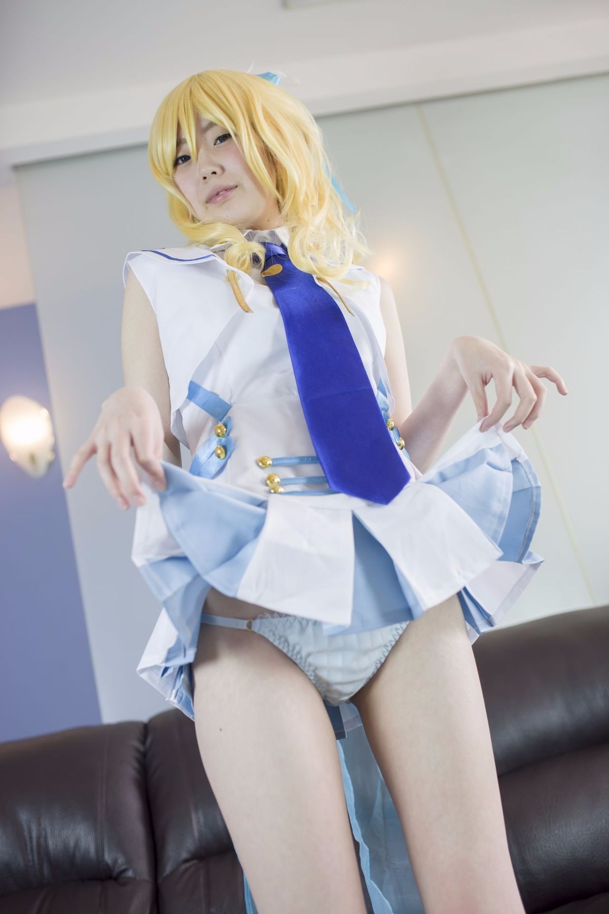 Quan hệ tình dục thô với một lớp thần tượng trường học trong một buổi chụp ảnh cá nhân!