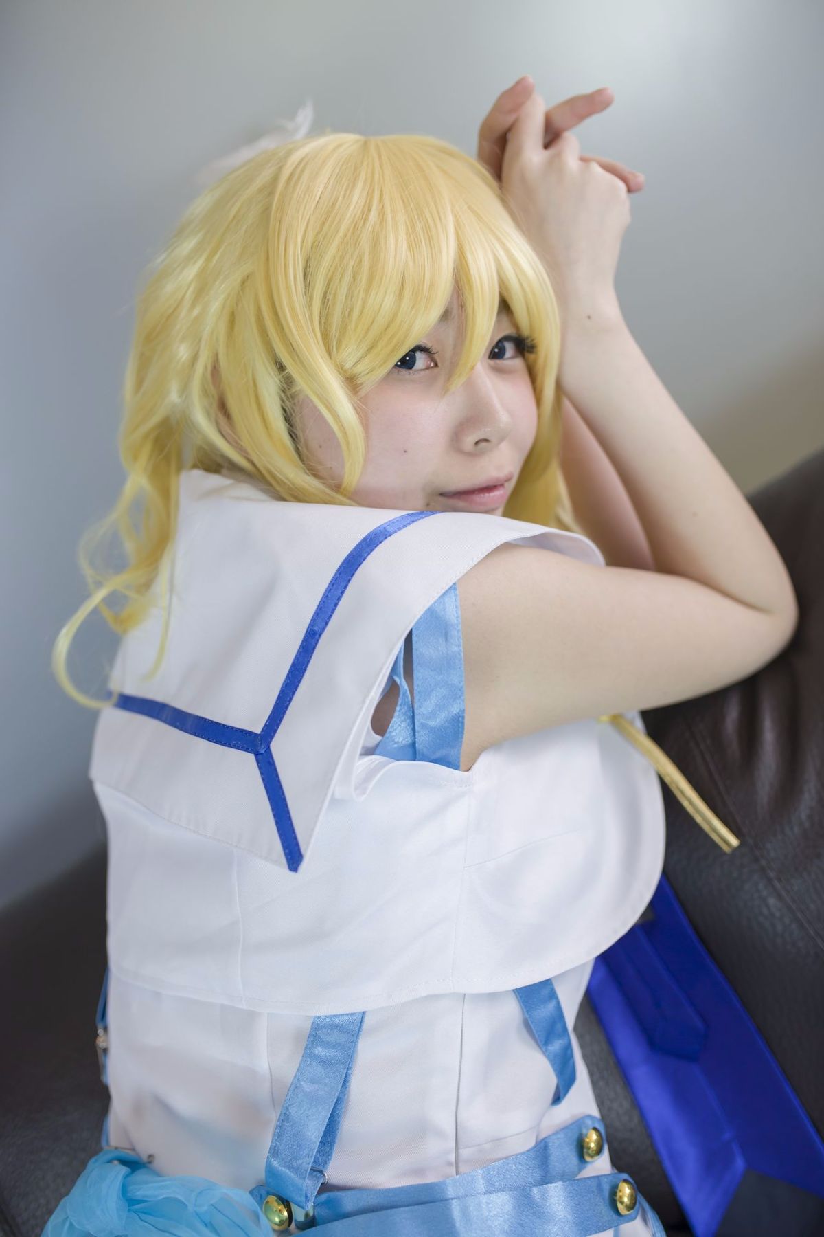 Quan hệ tình dục thô với một lớp thần tượng trường học trong một buổi chụp ảnh cá nhân!