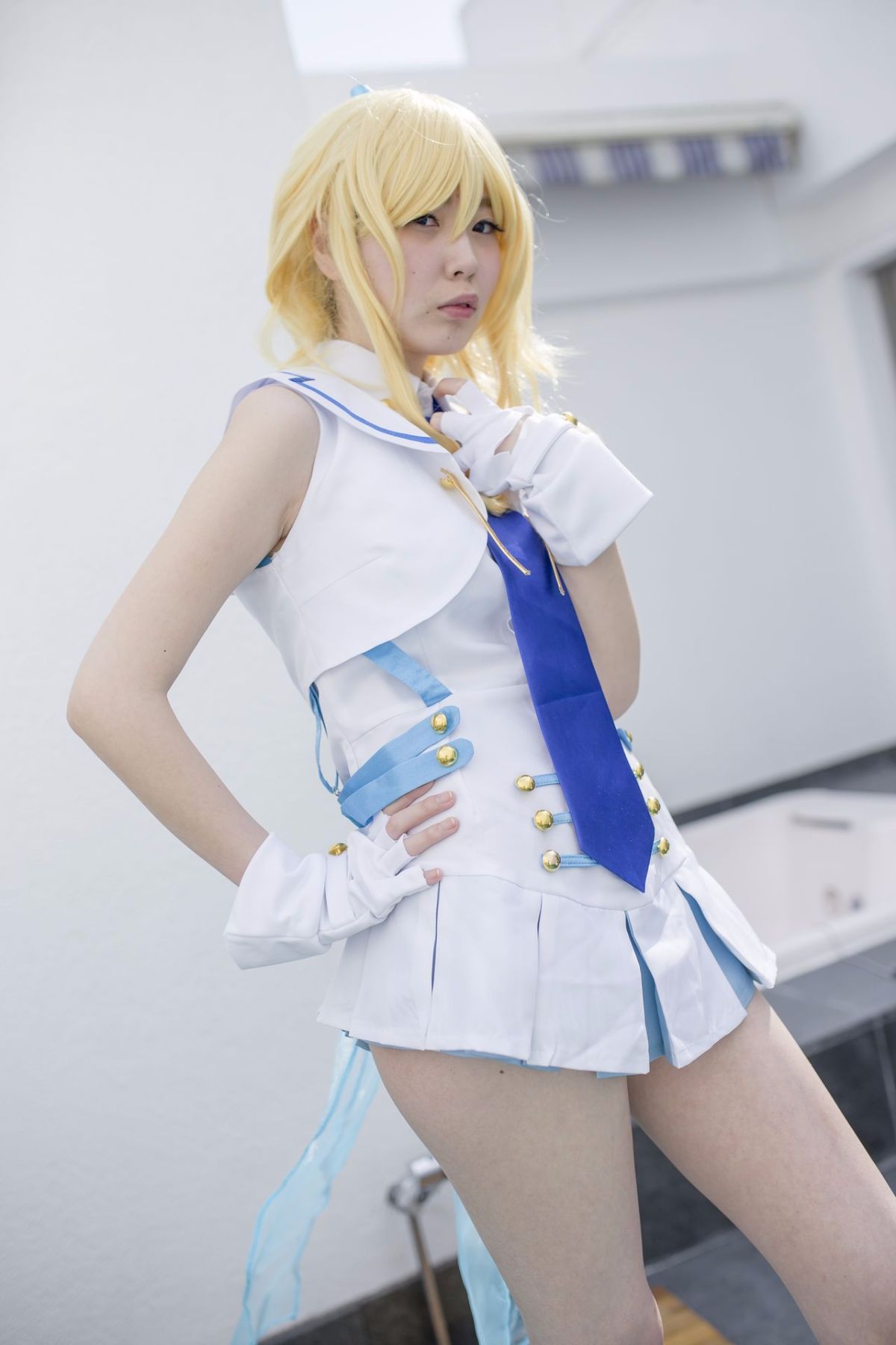 Quan hệ tình dục thô với một lớp thần tượng trường học trong một buổi chụp ảnh cá nhân!