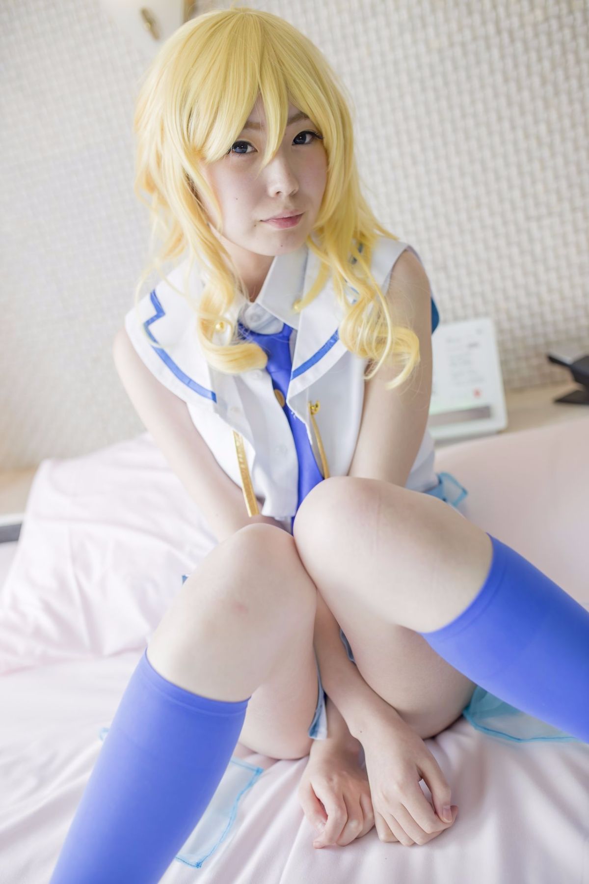 Quan hệ tình dục thô với một lớp thần tượng trường học trong một buổi chụp ảnh cá nhân!