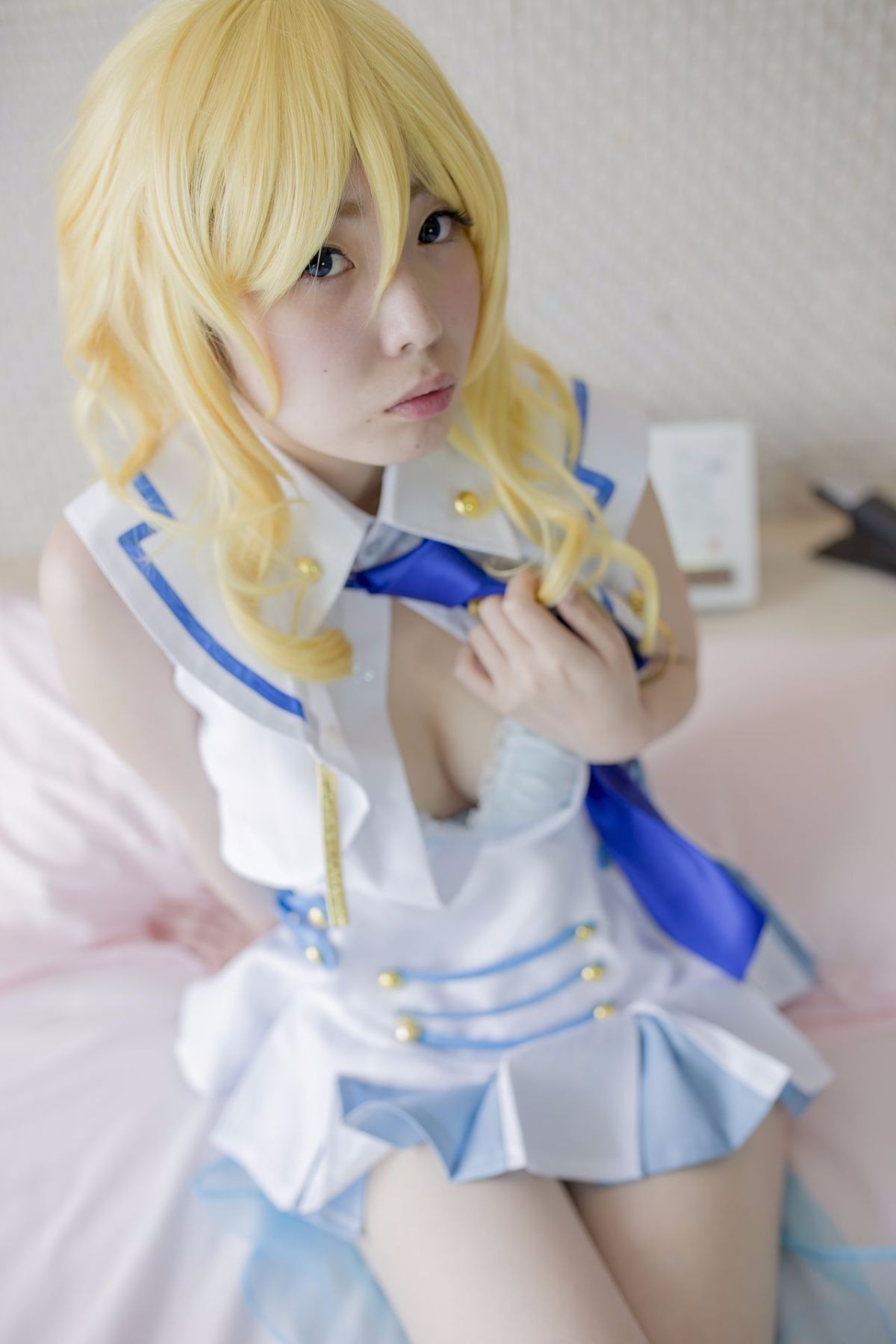 Quan hệ tình dục thô với một lớp thần tượng trường học trong một buổi chụp ảnh cá nhân!