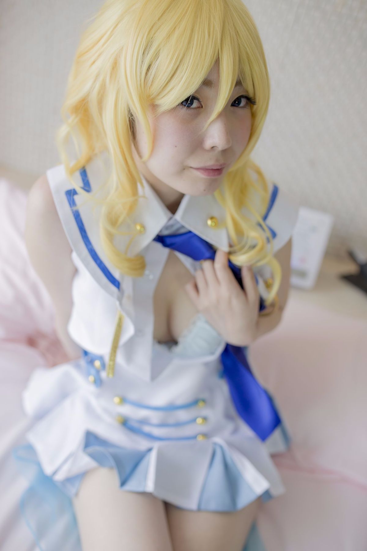 Quan hệ tình dục thô với một lớp thần tượng trường học trong một buổi chụp ảnh cá nhân!