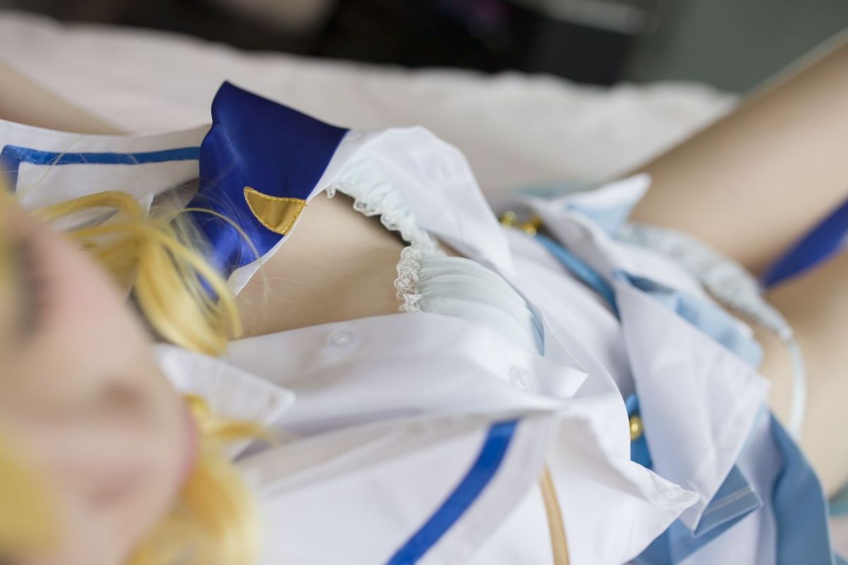 Quan hệ tình dục thô với một lớp thần tượng trường học trong một buổi chụp ảnh cá nhân!