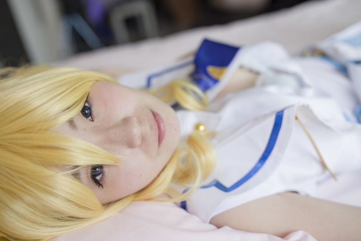 Quan hệ tình dục thô với một lớp thần tượng trường học trong một buổi chụp ảnh cá nhân!