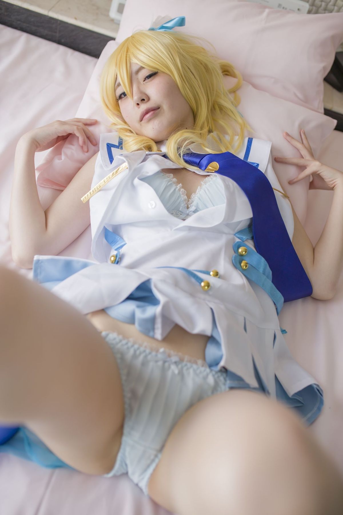 Quan hệ tình dục thô với một lớp thần tượng trường học trong một buổi chụp ảnh cá nhân!