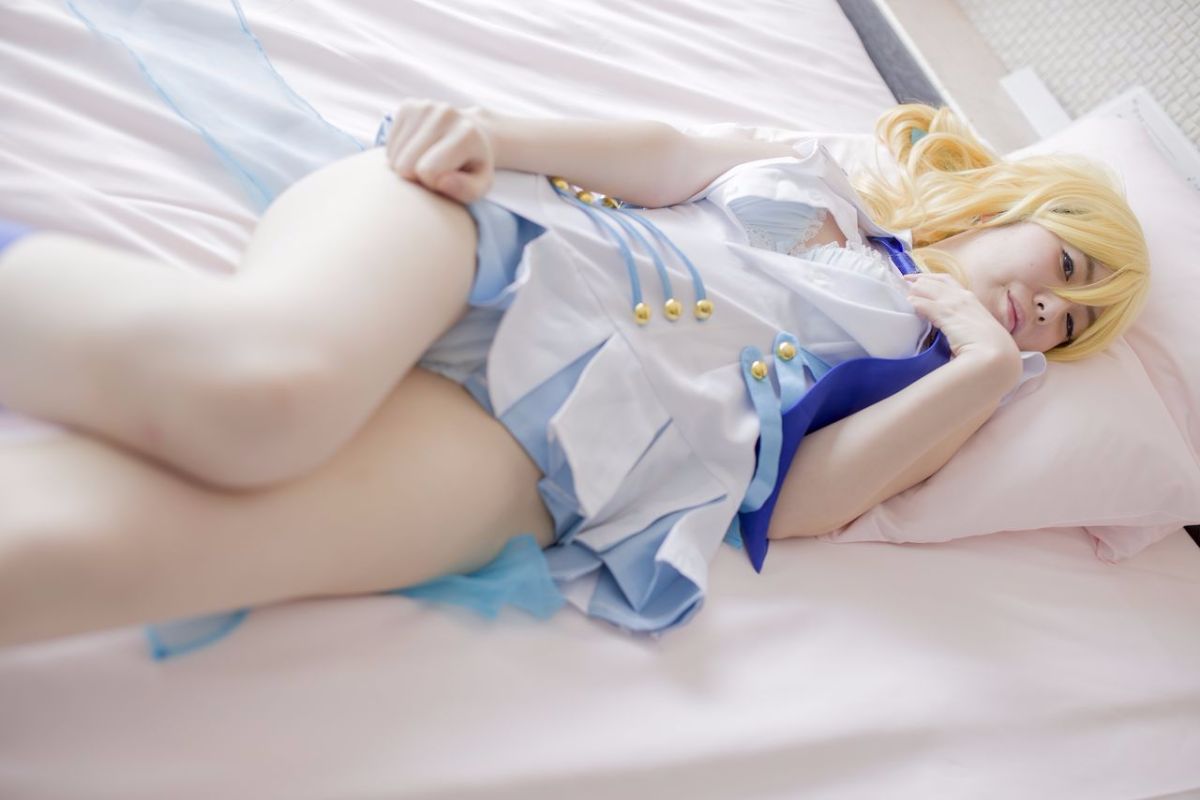 Quan hệ tình dục thô với một lớp thần tượng trường học trong một buổi chụp ảnh cá nhân!