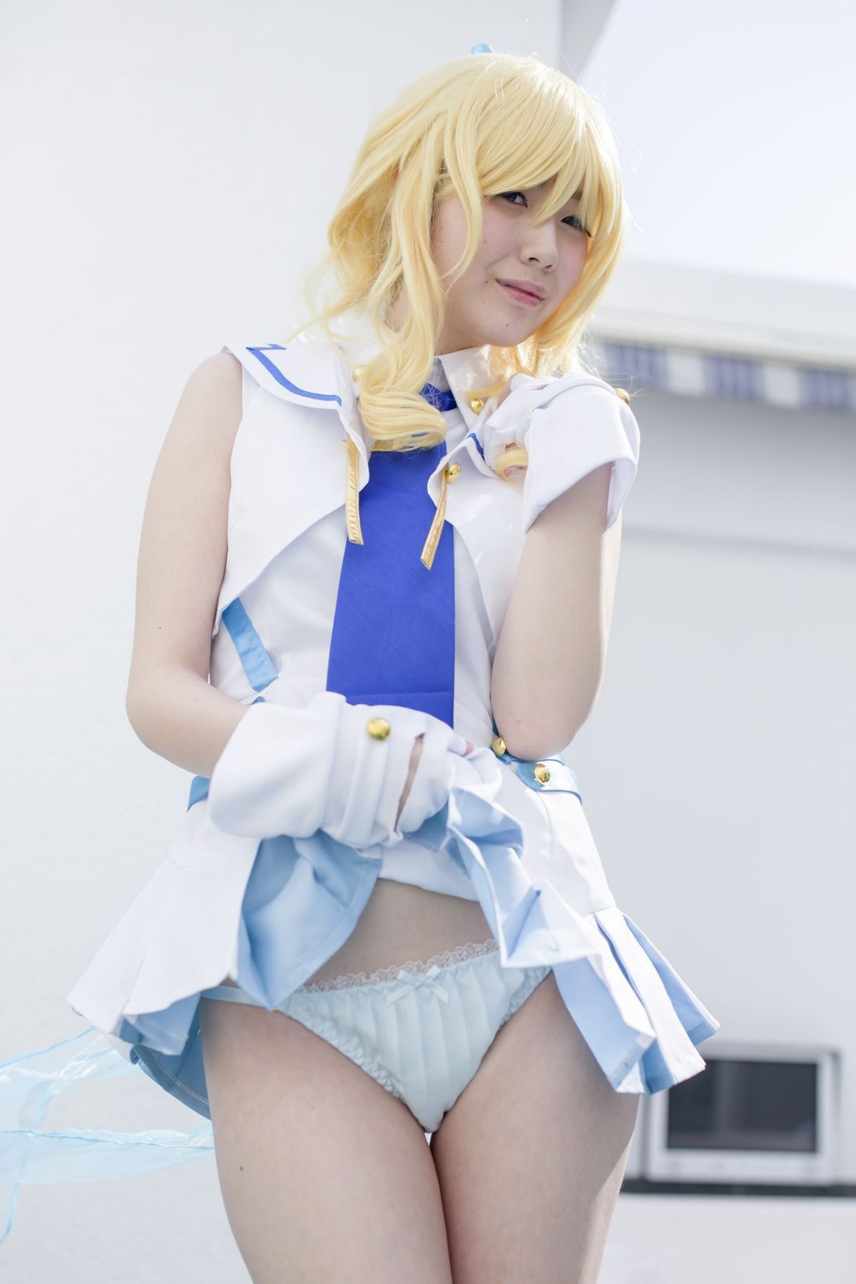 Quan hệ tình dục thô với một lớp thần tượng trường học trong một buổi chụp ảnh cá nhân!