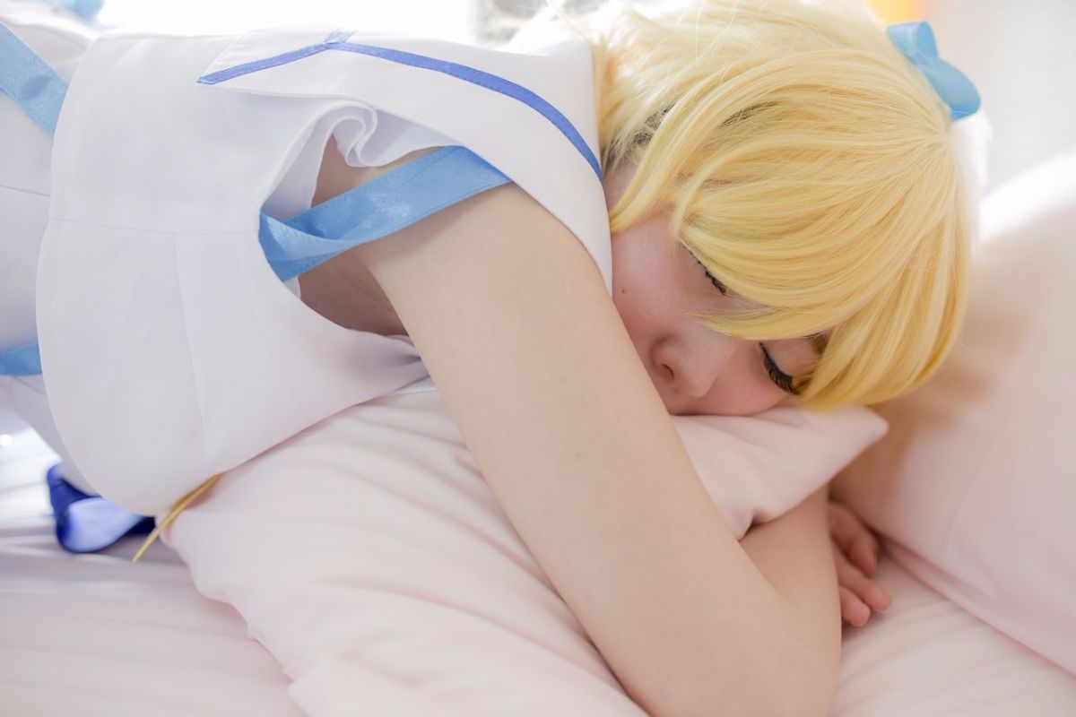 Quan hệ tình dục thô với một lớp thần tượng trường học trong một buổi chụp ảnh cá nhân!