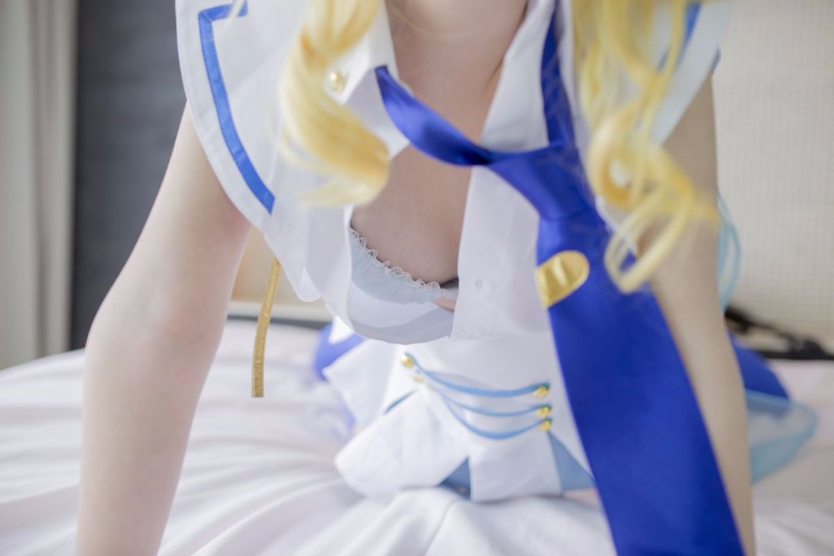 Quan hệ tình dục thô với một lớp thần tượng trường học trong một buổi chụp ảnh cá nhân!