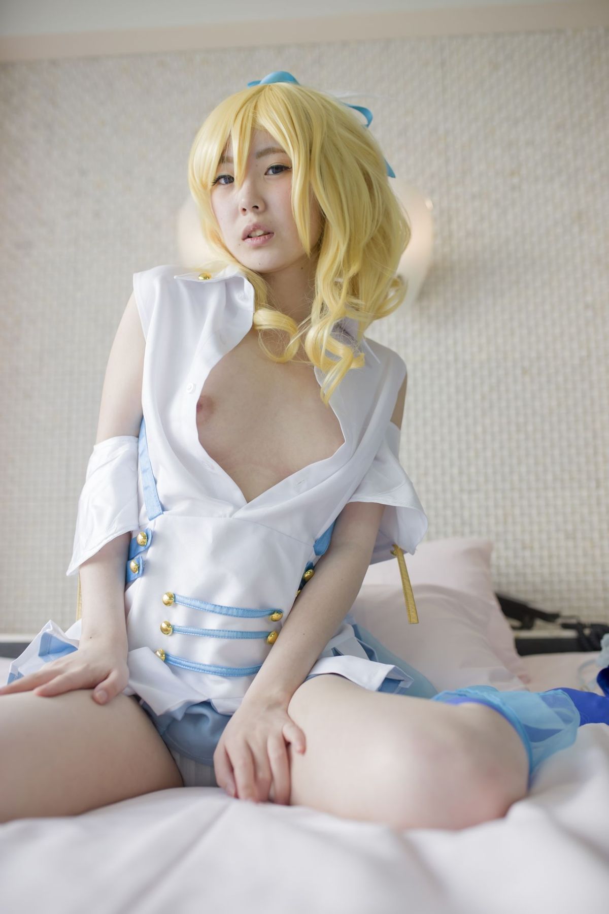 Quan hệ tình dục thô với một lớp thần tượng trường học trong một buổi chụp ảnh cá nhân!