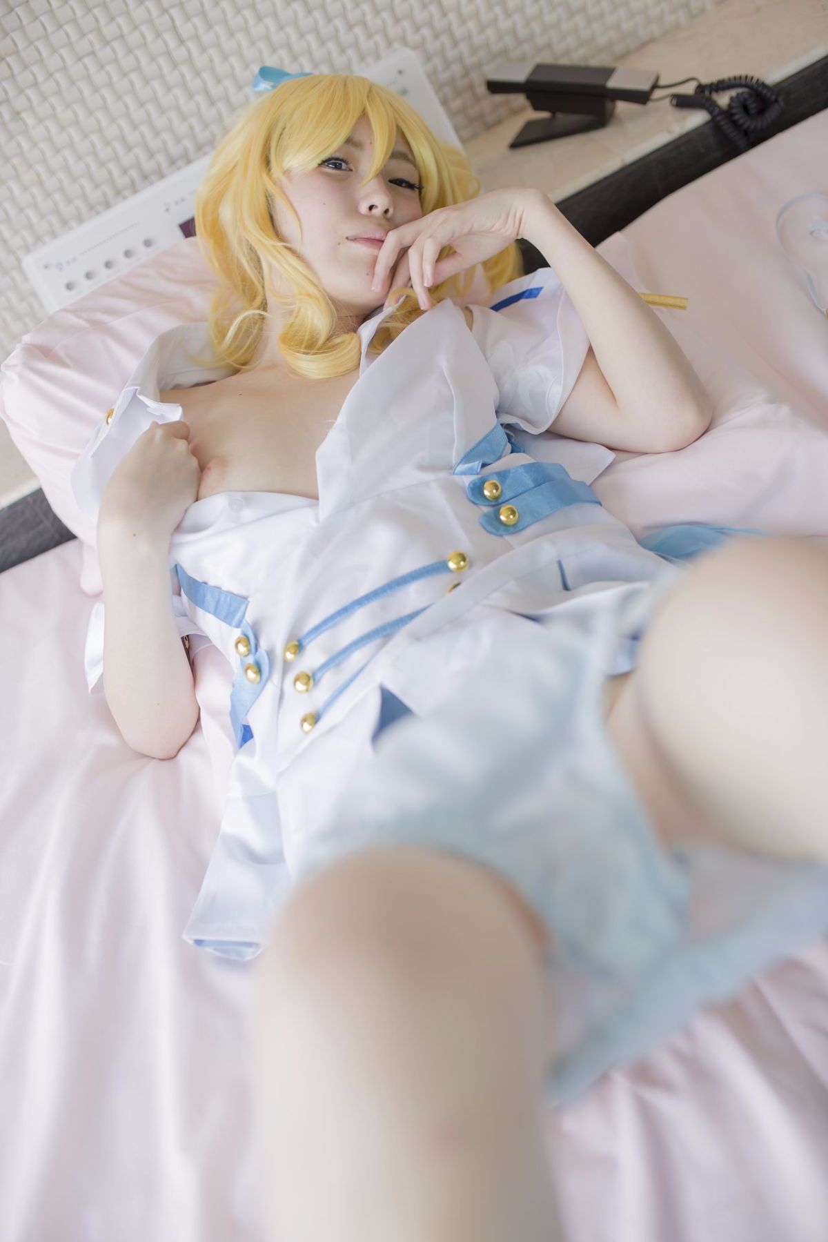 Quan hệ tình dục thô với một lớp thần tượng trường học trong một buổi chụp ảnh cá nhân!