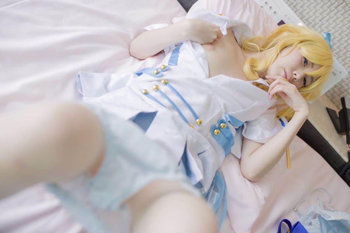 Quan hệ tình dục thô với một lớp thần tượng trường học trong một buổi chụp ảnh cá nhân!