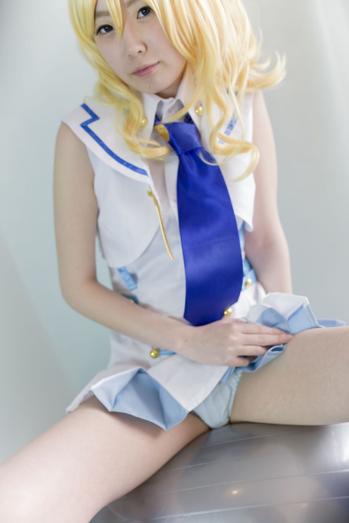 Quan hệ tình dục thô với một lớp thần tượng trường học trong một buổi chụp ảnh cá nhân!