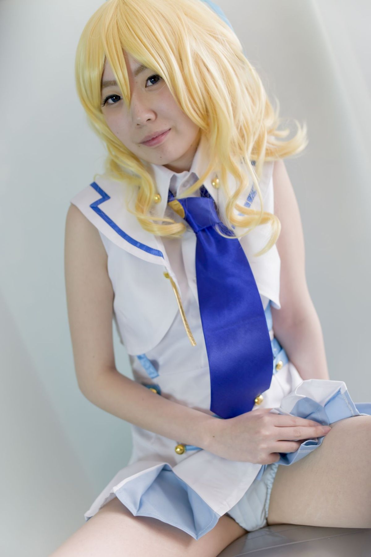 Quan hệ tình dục thô với một lớp thần tượng trường học trong một buổi chụp ảnh cá nhân!