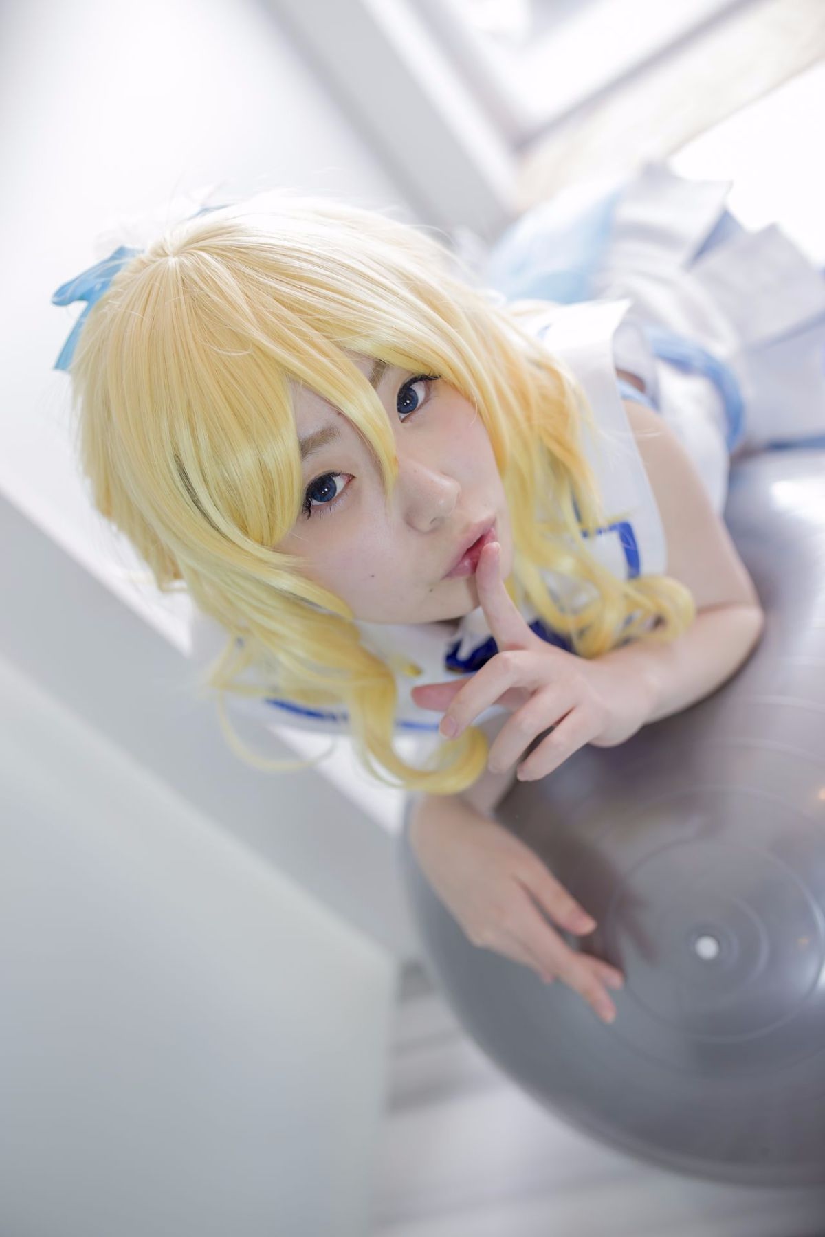 Quan hệ tình dục thô với một lớp thần tượng trường học trong một buổi chụp ảnh cá nhân!