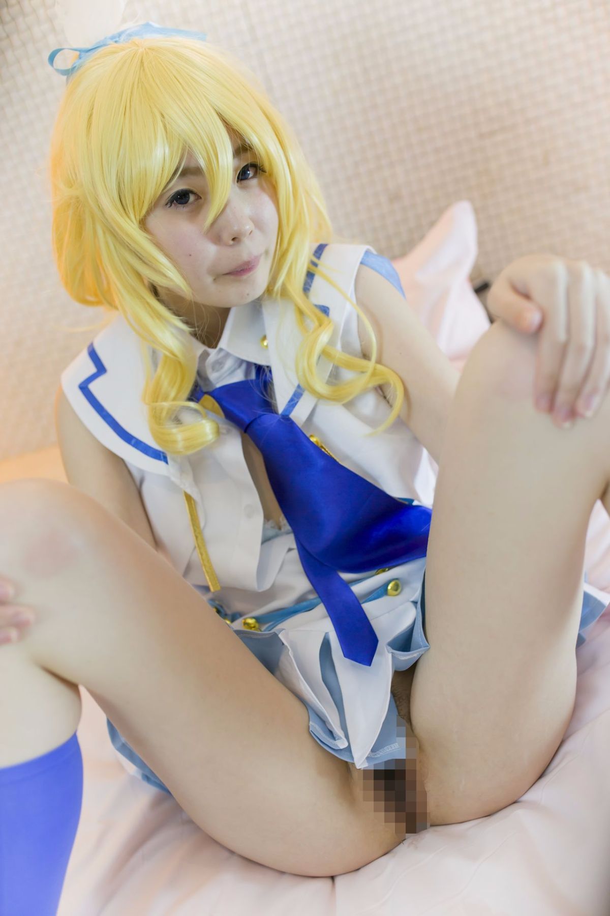 Quan hệ tình dục thô với một lớp thần tượng trường học trong một buổi chụp ảnh cá nhân!