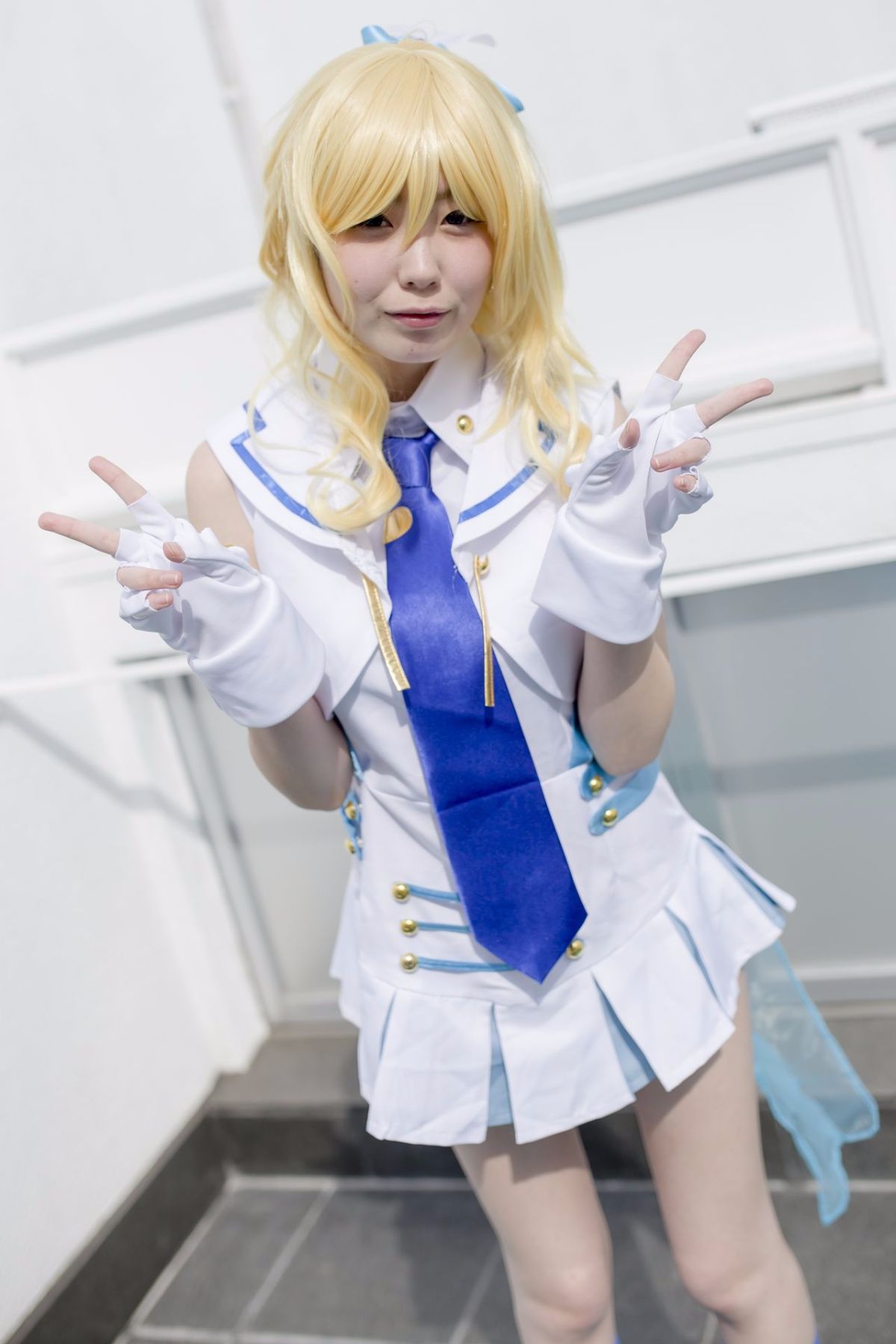 Quan hệ tình dục thô với một lớp thần tượng trường học trong một buổi chụp ảnh cá nhân!