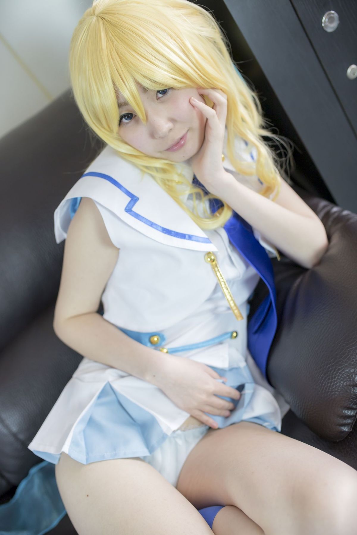 Quan hệ tình dục thô với một lớp thần tượng trường học trong một buổi chụp ảnh cá nhân!