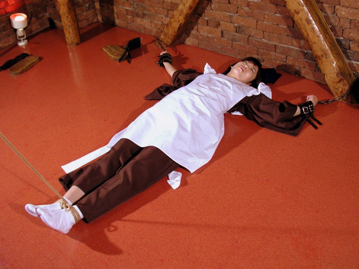 [C's] 02 Jade Amber (Tsukihime) - Ririko