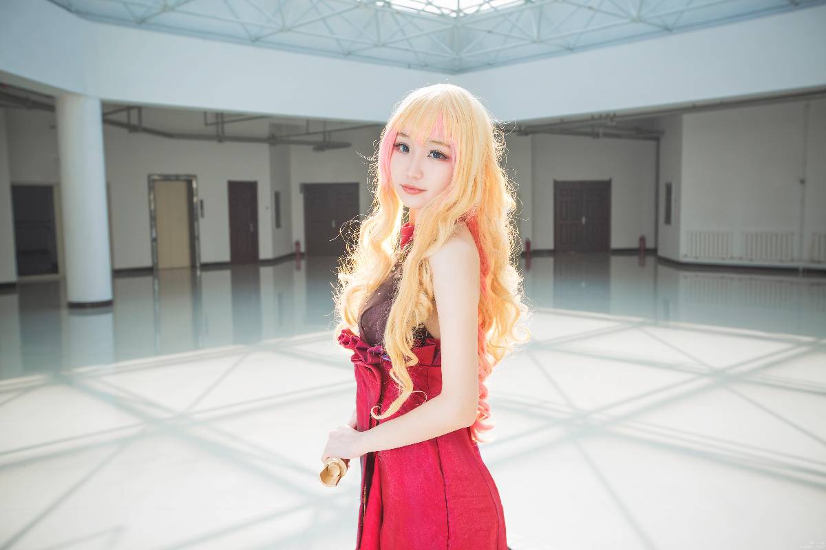 "Pháo đài Shirman f" Shirley Lu Diamond Crack Red Edition C O S P L A Y