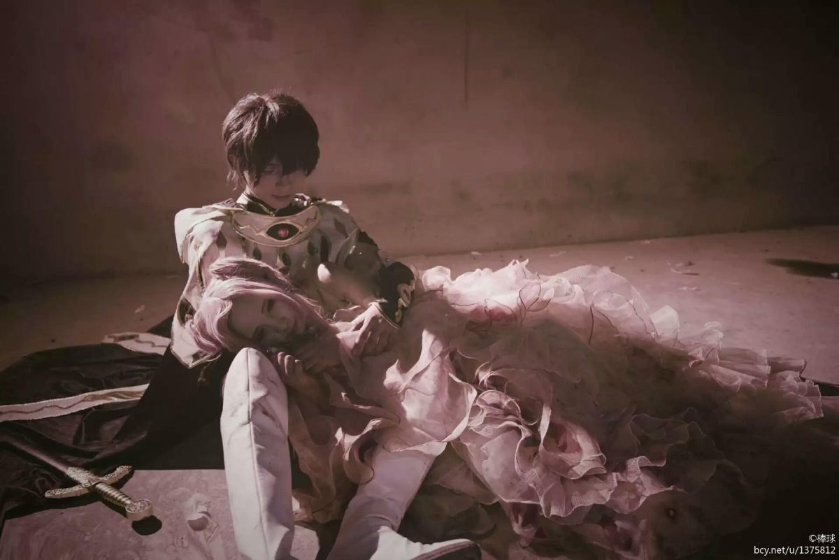 "The Lelouch nổi loạn" Sức mạnh của trái tim và tâm hồn ~ Euphemia x Shumu Suzaku C o s p l a y