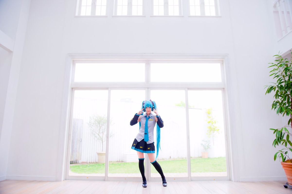 Vocaloid - Hatsne Mikplay bằng cách đến