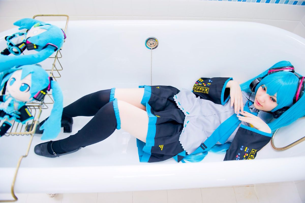 Vocaloid - Hatsne Mikplay bằng cách đến