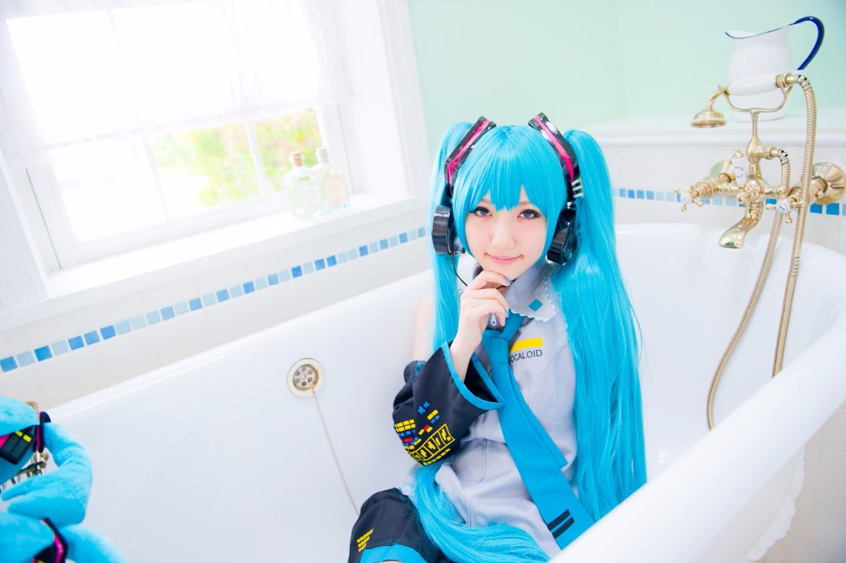 Vocaloid - Hatsne Mikplay bằng cách đến