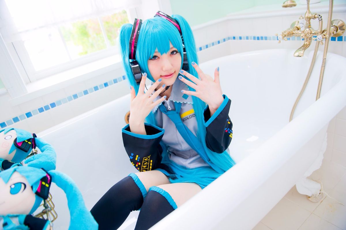 Vocaloid - Hatsne Mikplay bằng cách đến