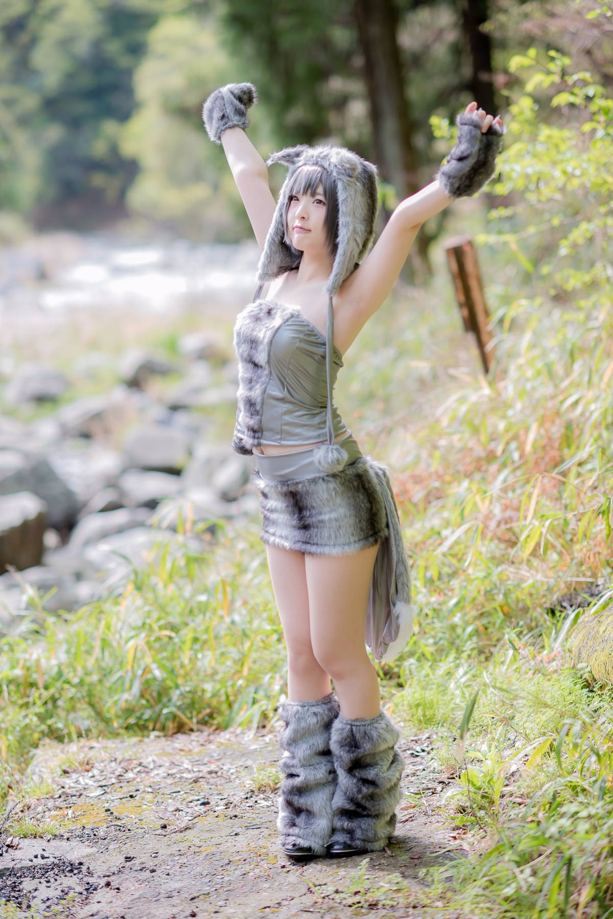 [Paw Paw Ayato] Yatozuki và Wolf (Mui xe nhỏ màu đỏ)