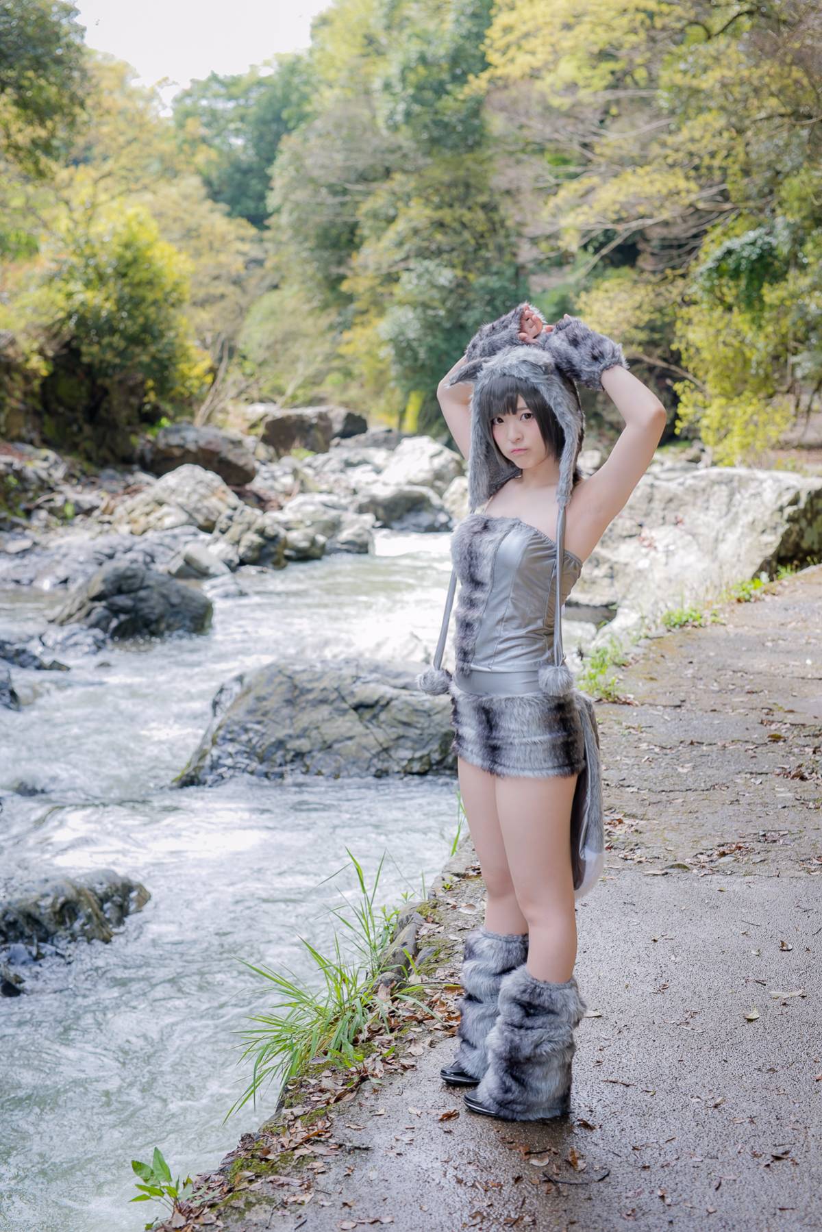 [Paw Paw Ayato] Yatozuki và Wolf (Mui xe nhỏ màu đỏ)