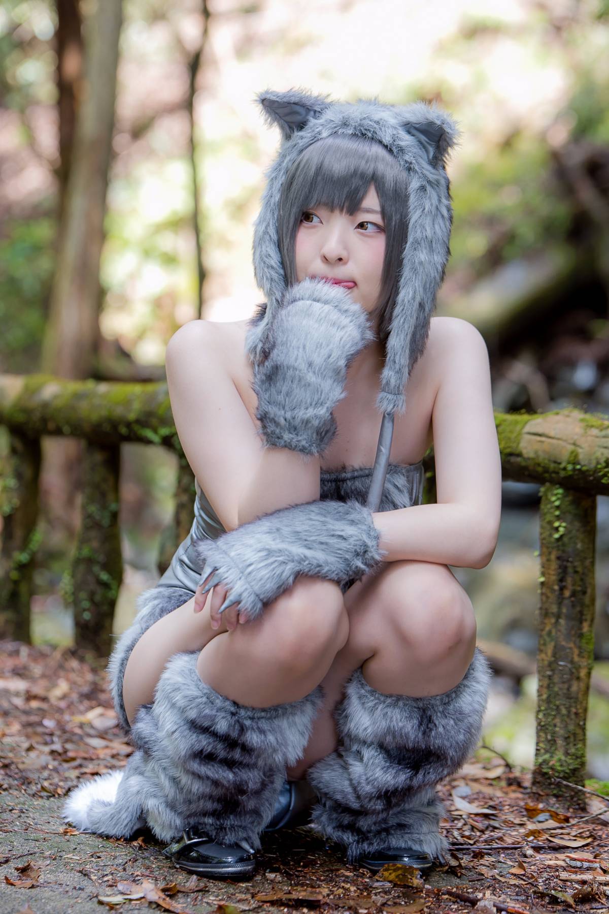 [Paw Paw Ayato] Yatozuki và Wolf (Mui xe nhỏ màu đỏ)