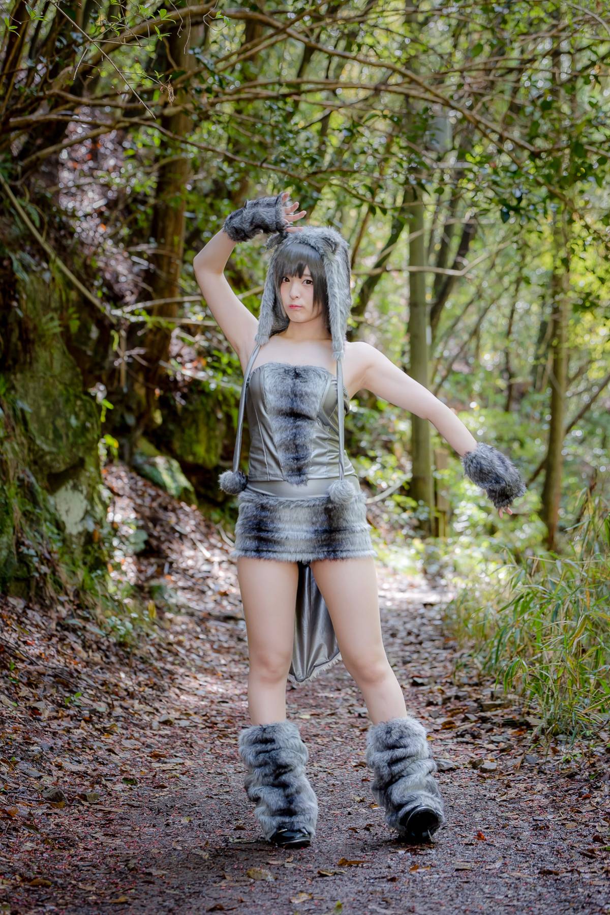 [Paw Paw Ayato] Yatozuki và Wolf (Mui xe nhỏ màu đỏ)