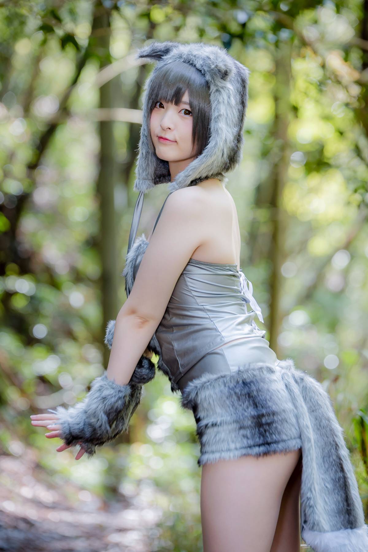 [Paw Paw Ayato] Yatozuki và Wolf (Mui xe nhỏ màu đỏ)