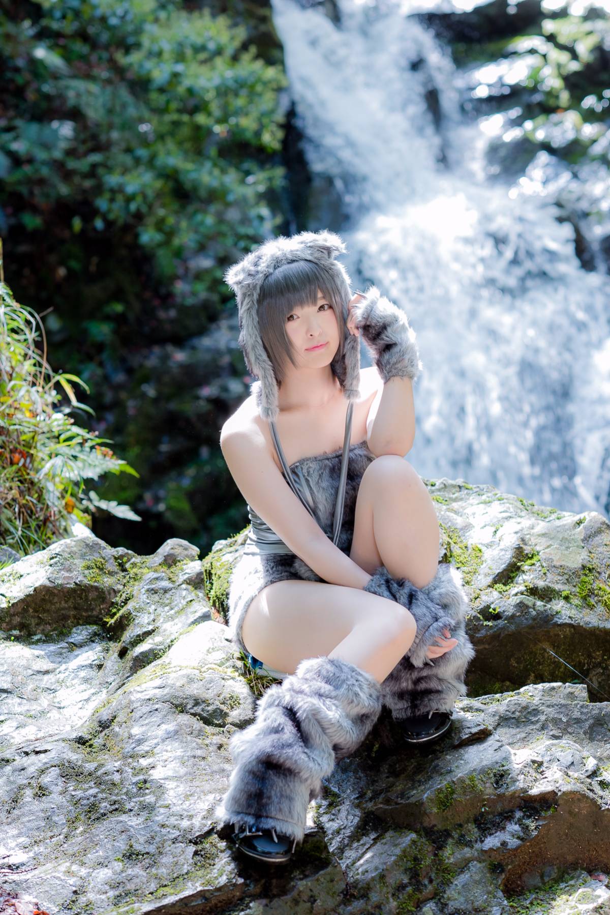 [Paw Paw Ayato] Yatozuki và Wolf (Mui xe nhỏ màu đỏ)