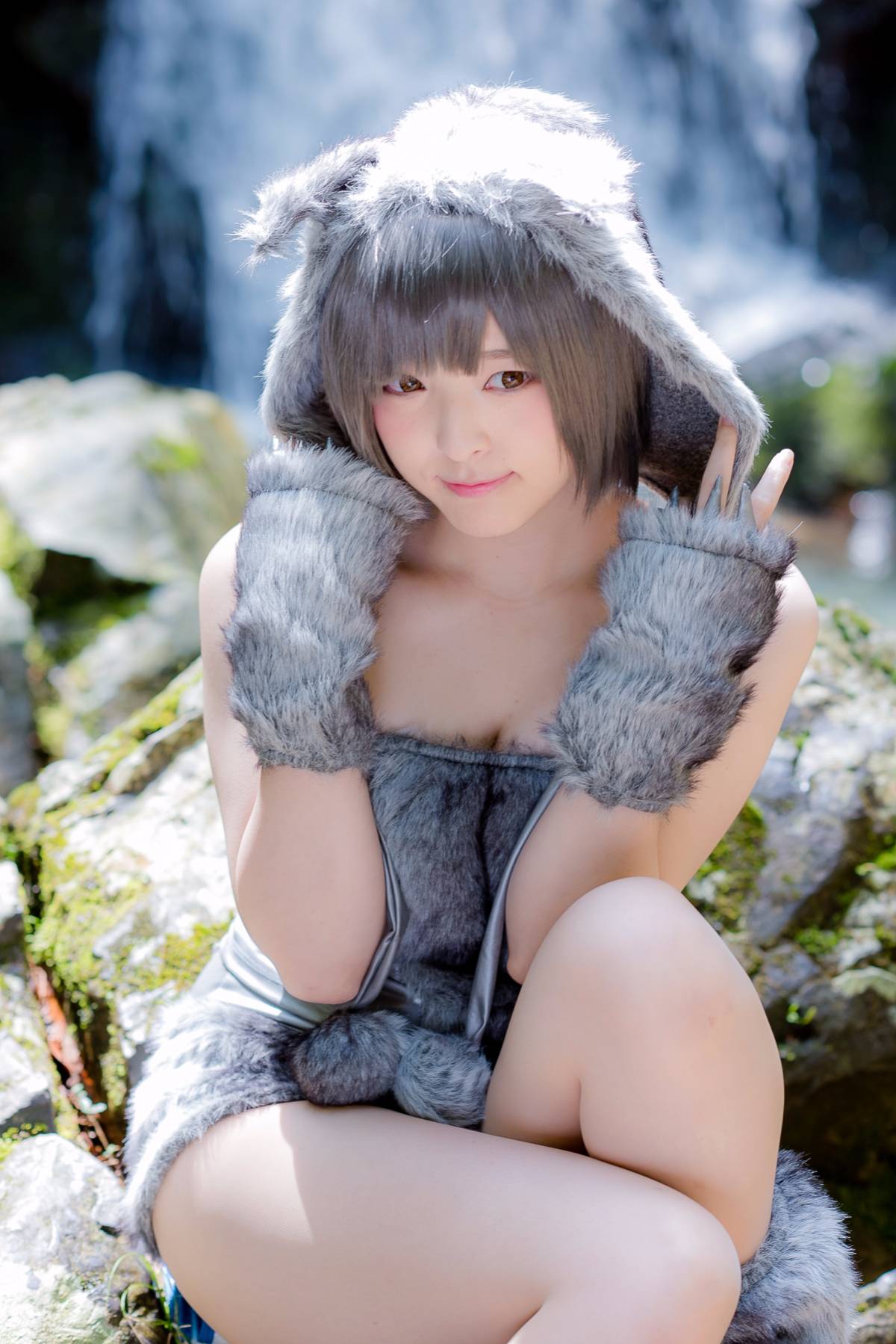 [Paw Paw Ayato] Yatozuki và Wolf (Mui xe nhỏ màu đỏ)