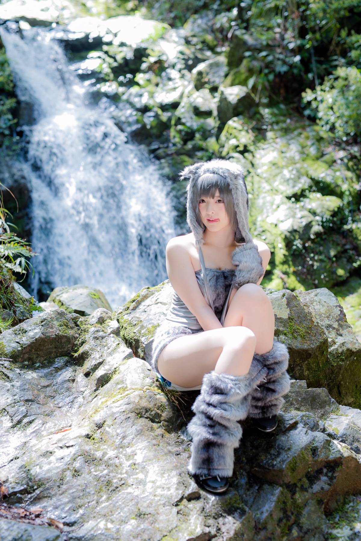 [Paw Paw Ayato] Yatozuki và Wolf (Mui xe nhỏ màu đỏ)