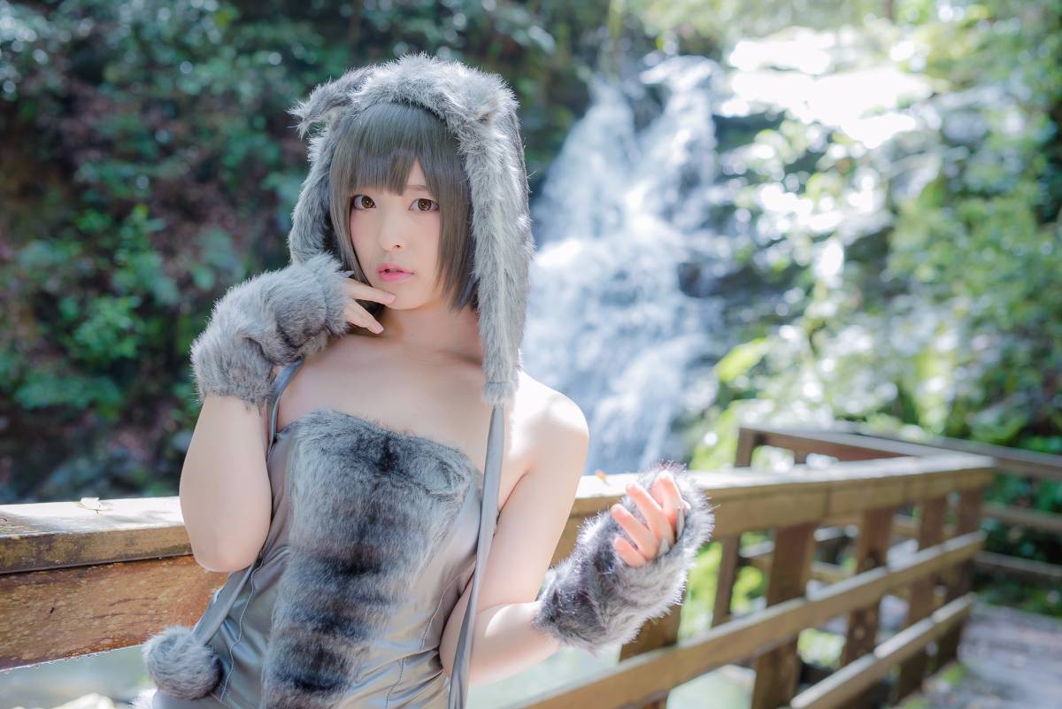 [Paw Paw Ayato] Yatozuki và Wolf (Mui xe nhỏ màu đỏ)