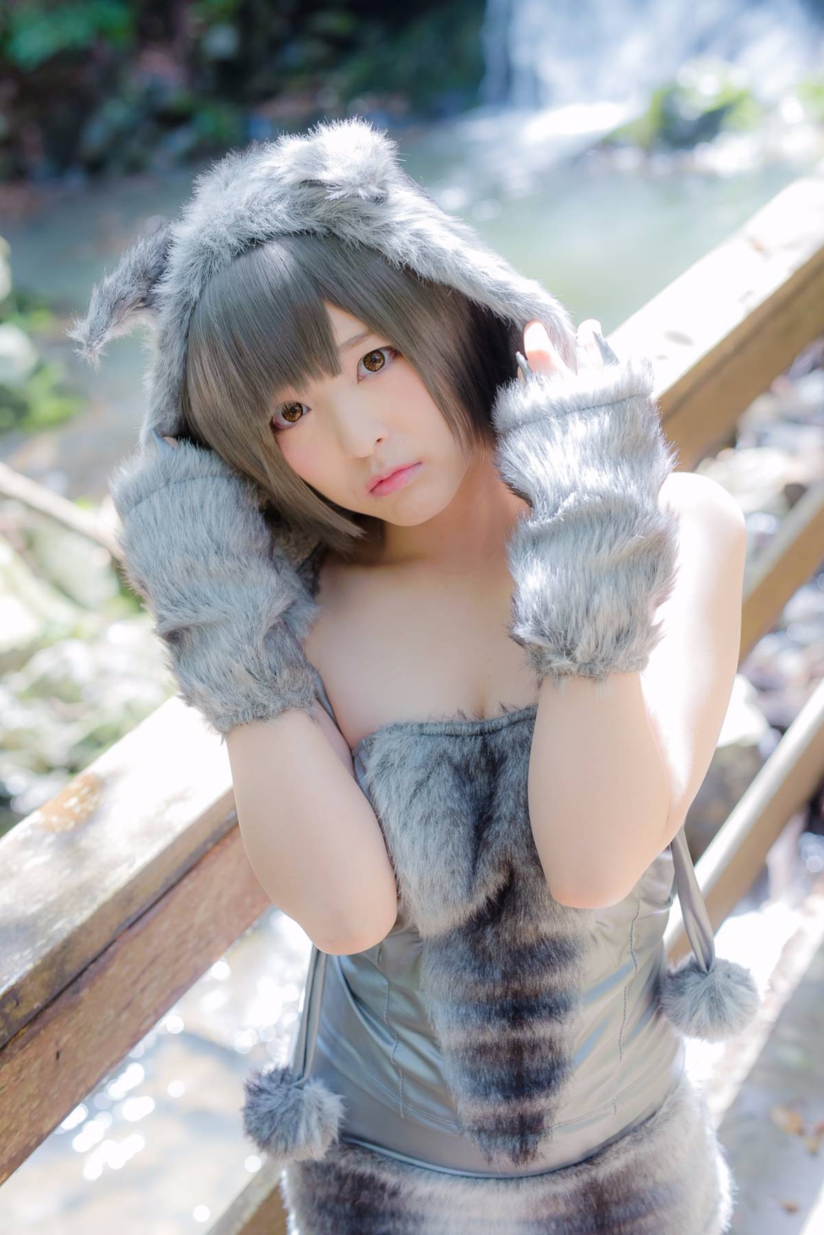 [Paw Paw Ayato] Yatozuki và Wolf (Mui xe nhỏ màu đỏ)