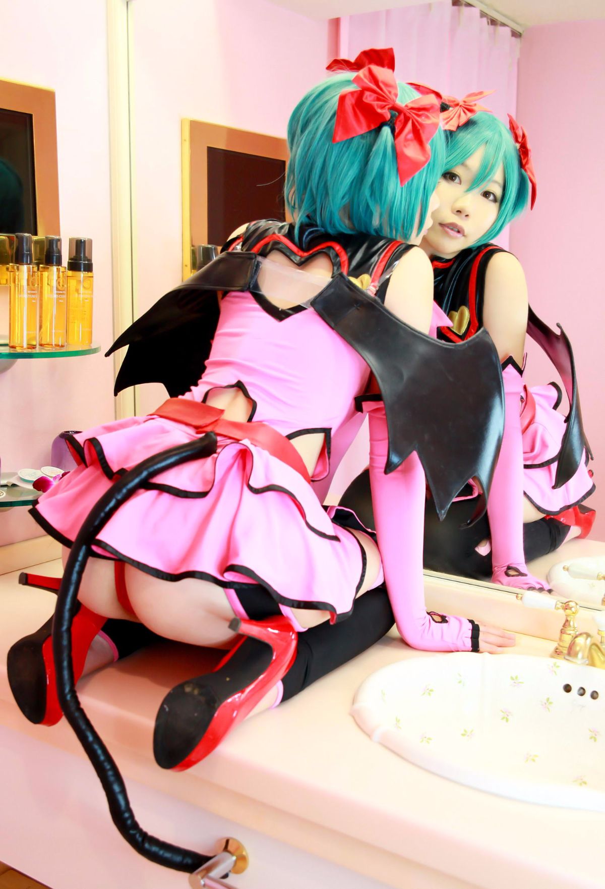 Vocaloid - Hatsune Miku Devil Cosplay của Higurashi Rin