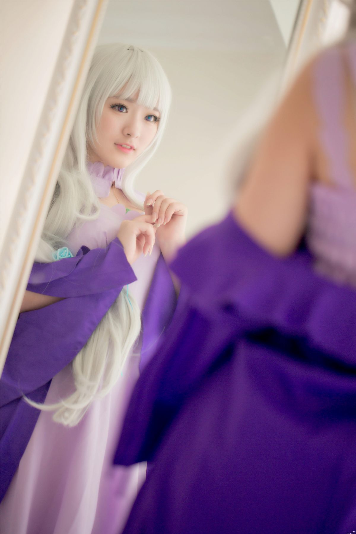 "Cuộc sống ở một thế giới khác từ đầu" Emilia Home Dress C o s p l a y