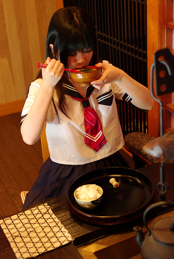 [Tuyết, Mặt trăng và Vẻ đẹp] Thực hành vẻ đẹp và xấu xí